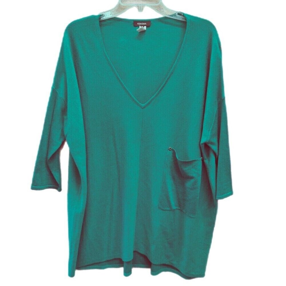 Kerisma Raven short sleeve stretchy v-neck sweater SIZE M/L